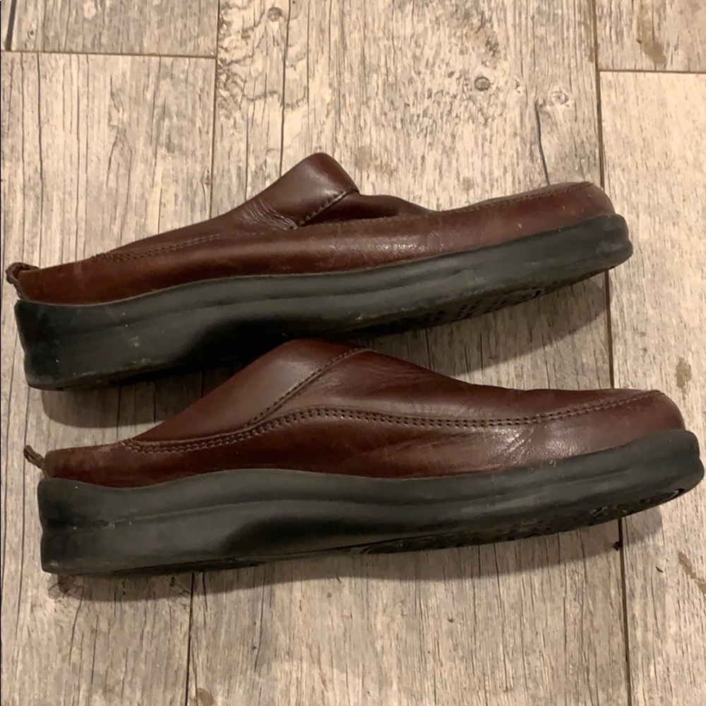 Shoes - Picture 5 of 5